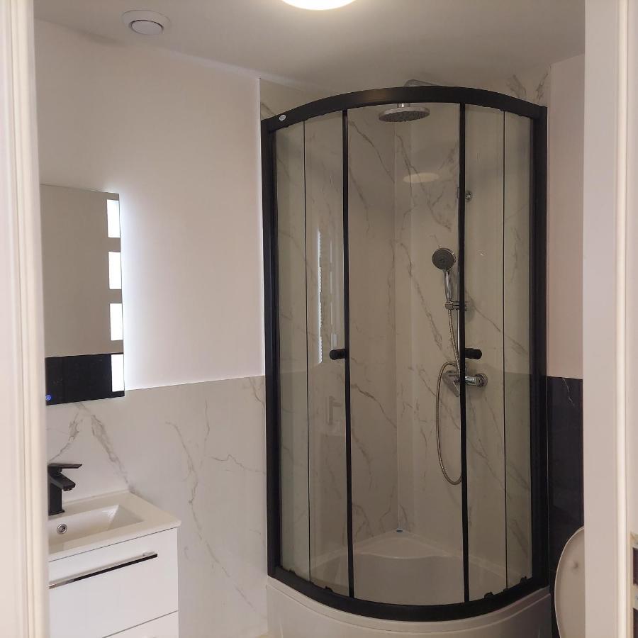 Apartament Mira Rzeszow Dış mekan fotoğraf
